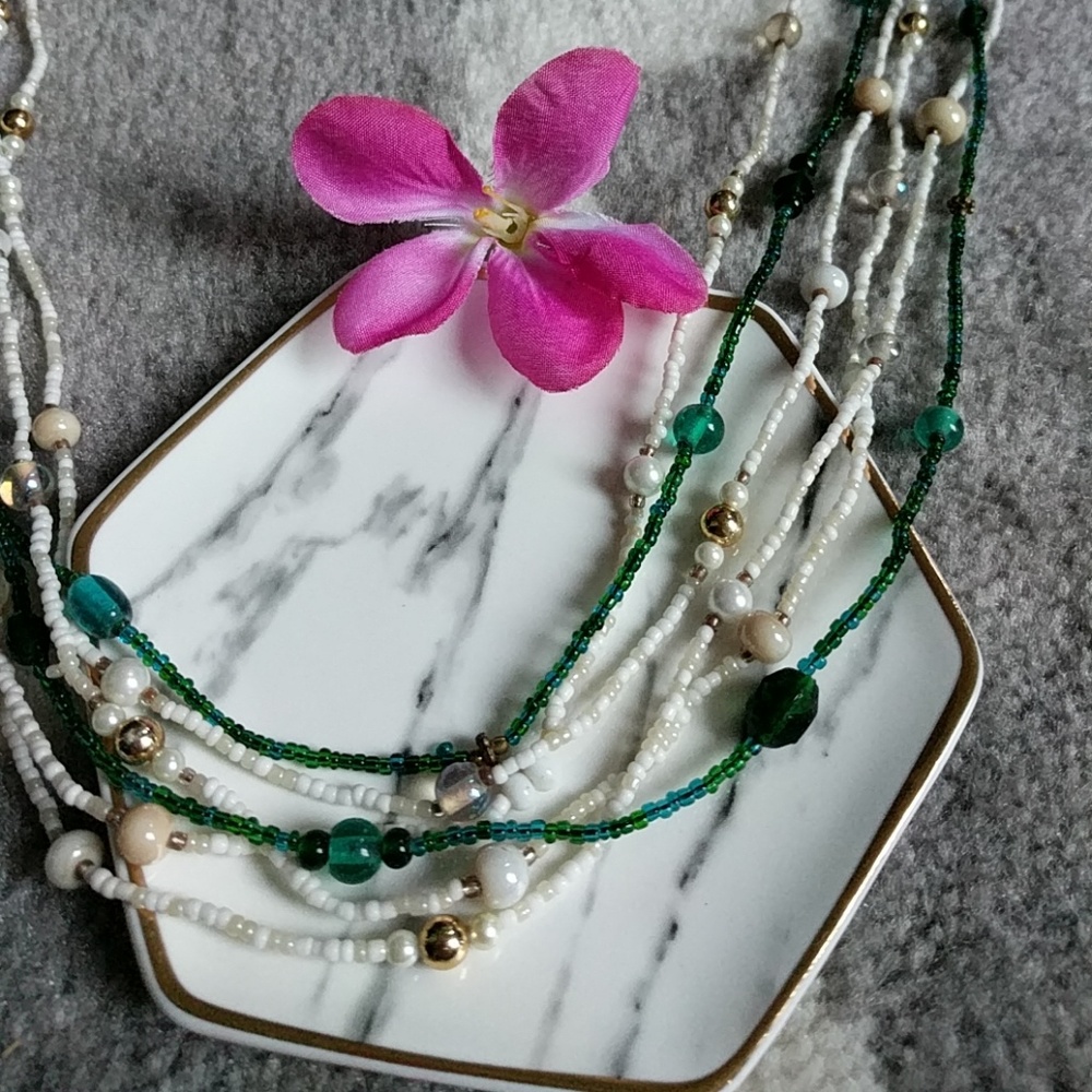 NWOT-3 Necklaces- 2 White Bead/1 Dark Green Bundle